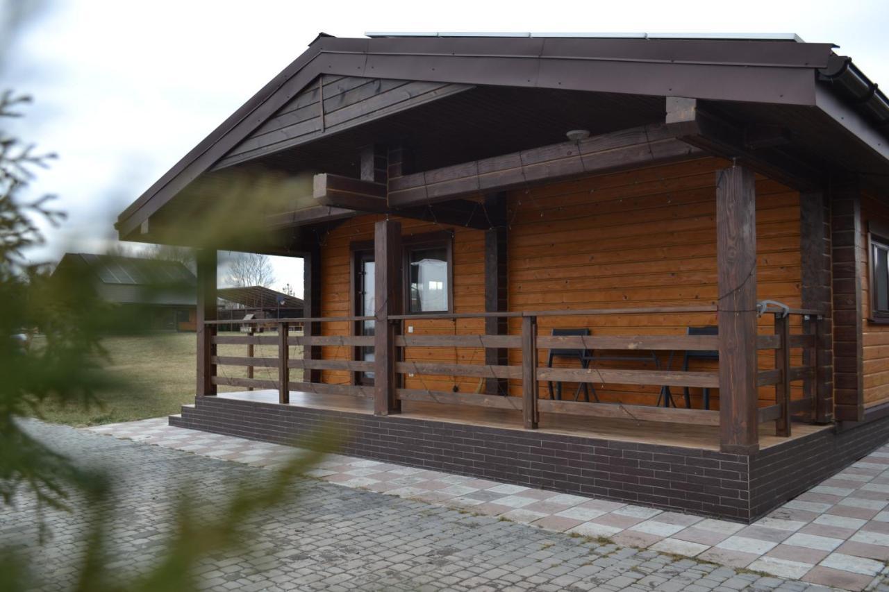 Хомене Villa Rzhyshchiv Exterior photo